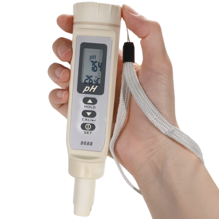 AZ 8688 Clear pH and temperature display, easy to read and use